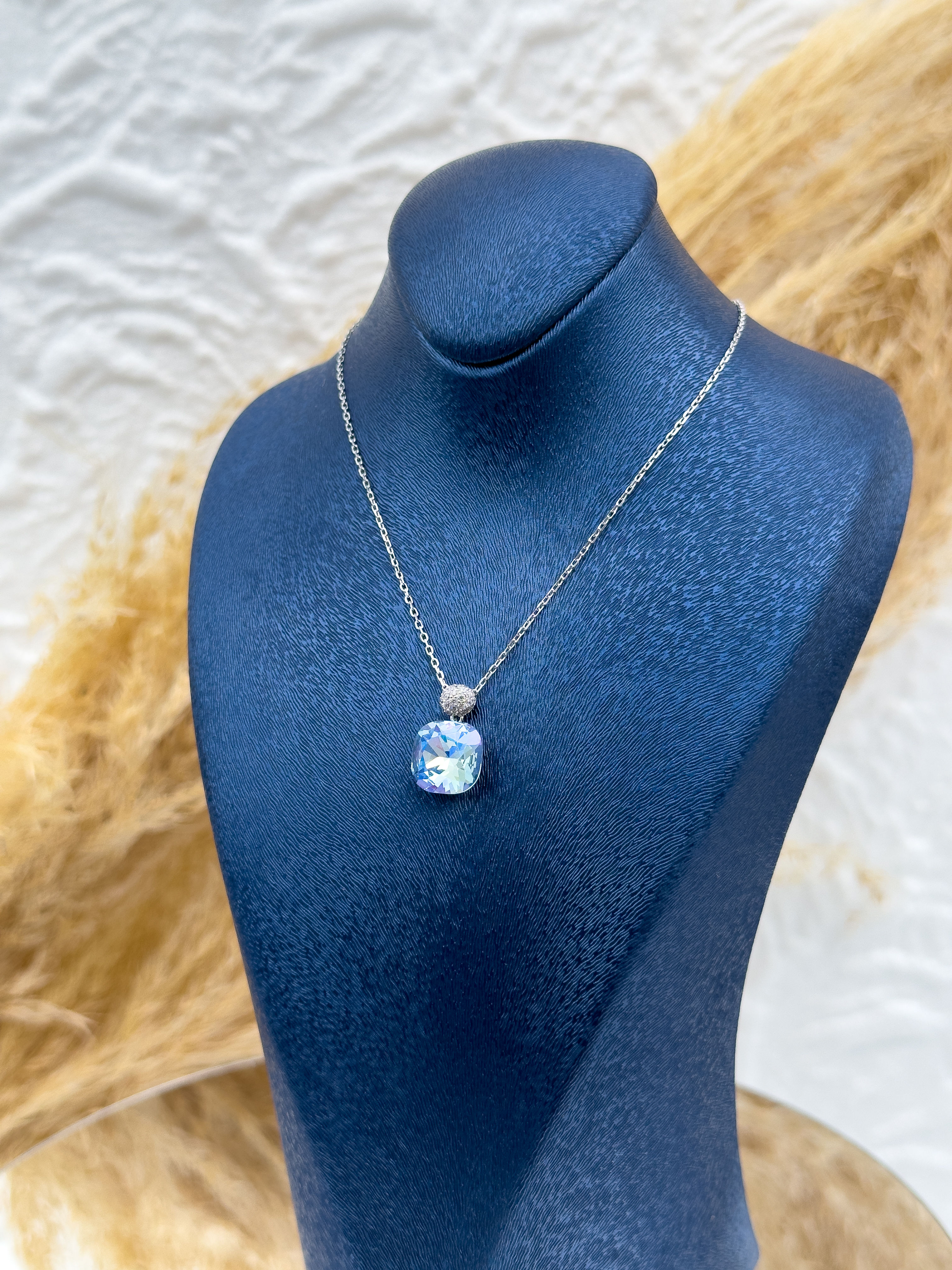 925 Ayar Gümüş Baget Mistik Topaz Taşlı Özel Tasarım Kadın Kolye